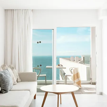 Sunwing Seafront